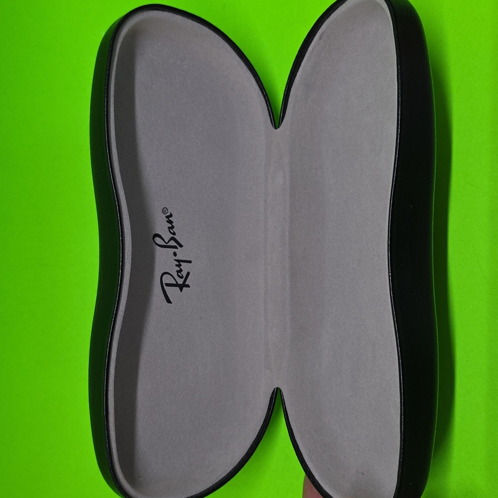 Ray Ban Black Clamshell Eyeglass Case (Case Only)